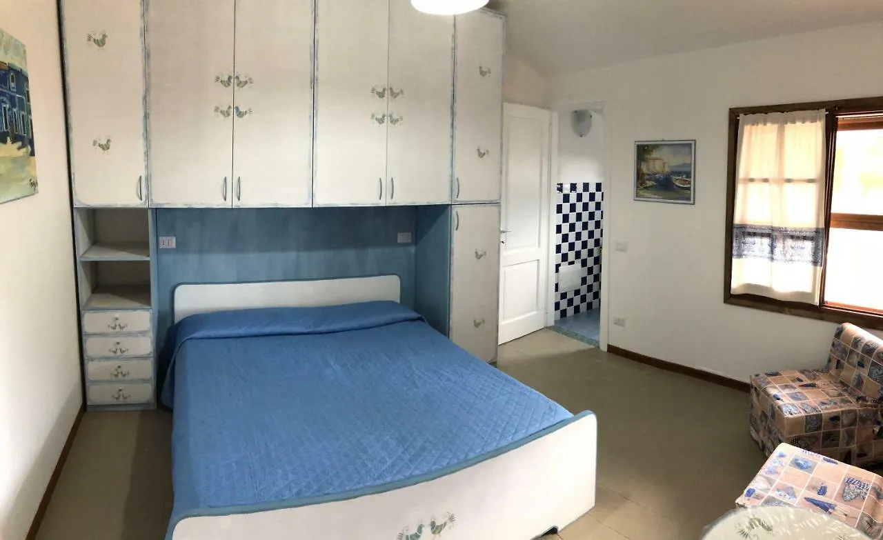 Maria'S House Apartment Porto Pino Italy