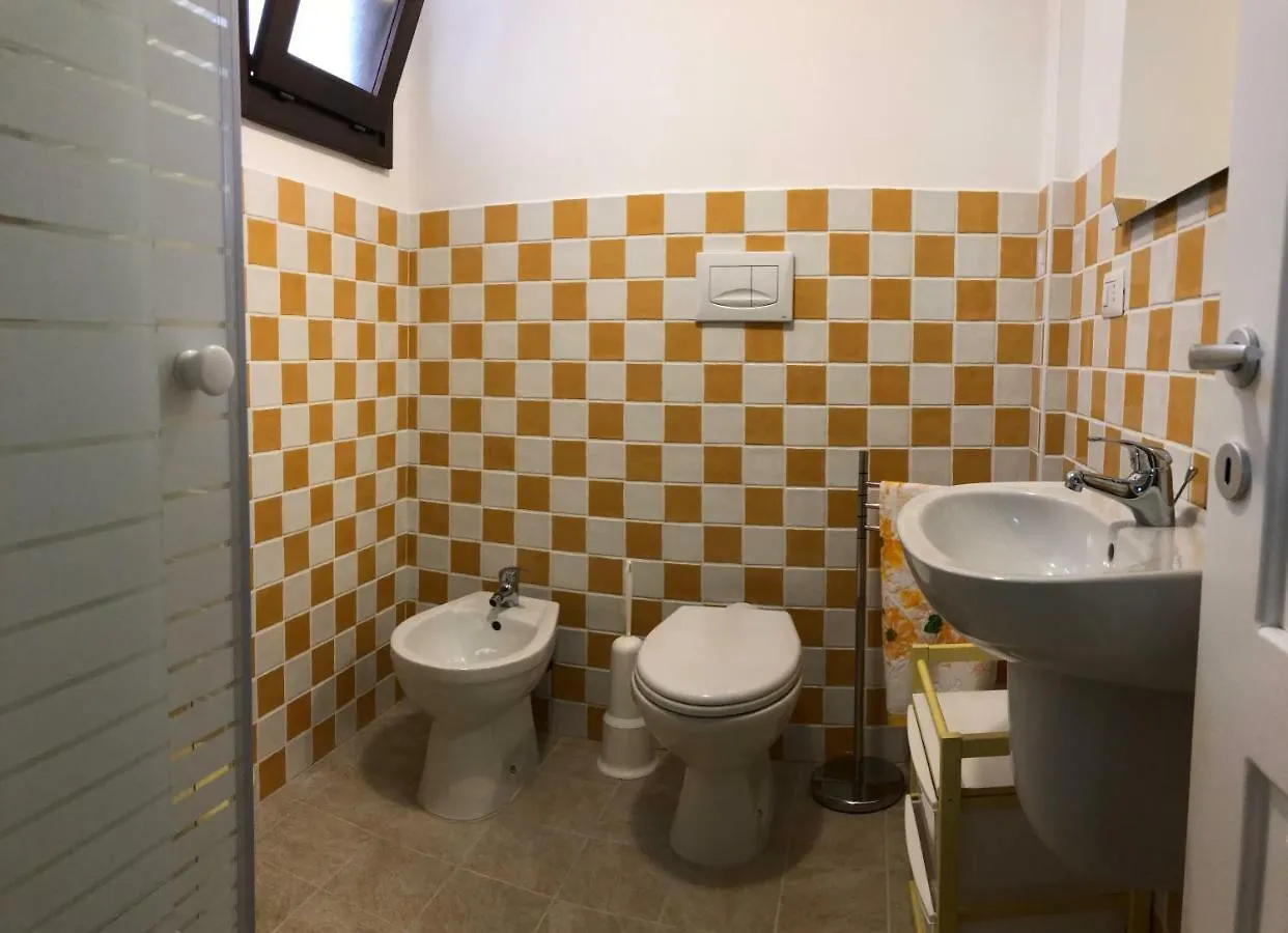 Maria'S House Apartment Porto Pino